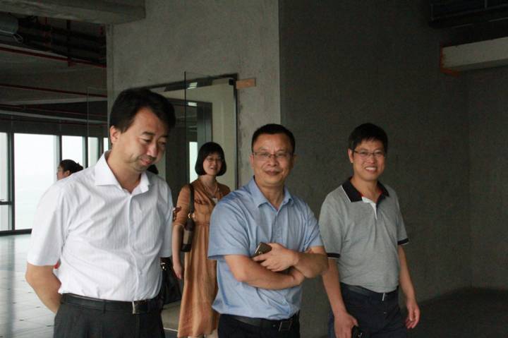 湖南省金融辦副主任張新青一行蒞臨楷林國(guó)際參觀考察 湖南省金融辦副主任張新青一行蒞臨楷林國(guó)際參觀考察