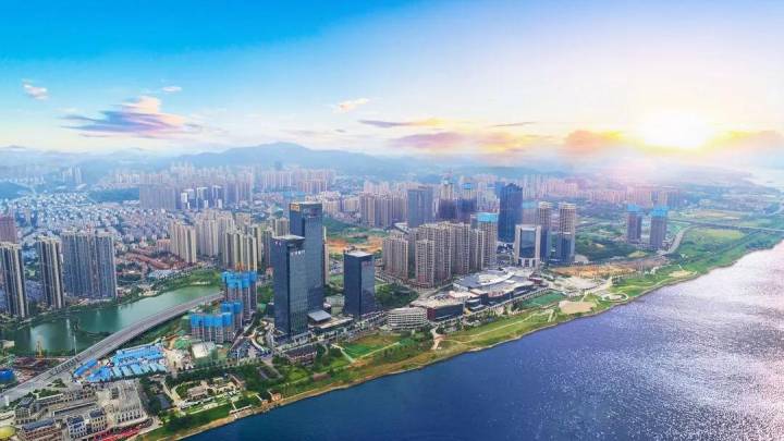 王如民:為岳麓高質量發(fā)展全力以赴 2