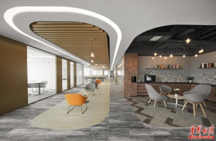 高端寫字樓免費拎包入駐 長沙岳麓區(qū)助小微企業(yè)復工復產(chǎn) 高端寫字樓免費拎包入駐 長沙岳麓區(qū)助小微企業(yè)復工復產(chǎn)